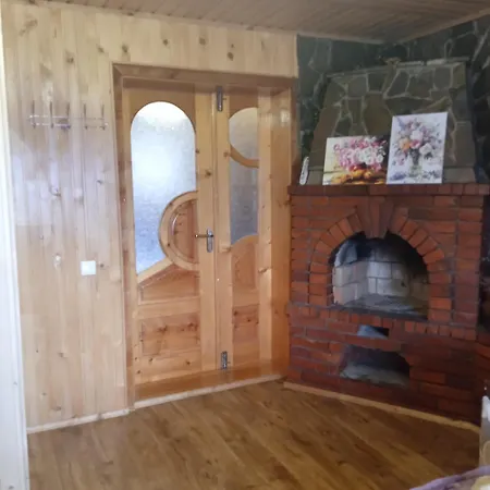Country house на долоні Mykulychyn