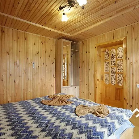 на долоні Landhaus *