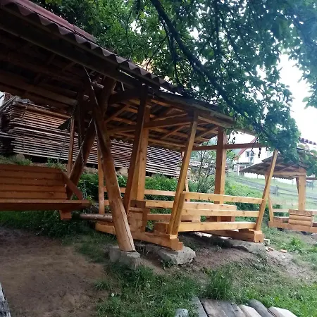 на долоні Landhuis