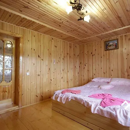 Landhuis на долоні *