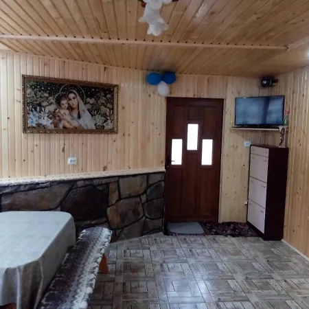 на долоні Landhuis